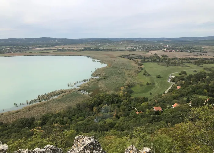 Sajkod-az Oeboel Csendje 公寓 蒂豪尼